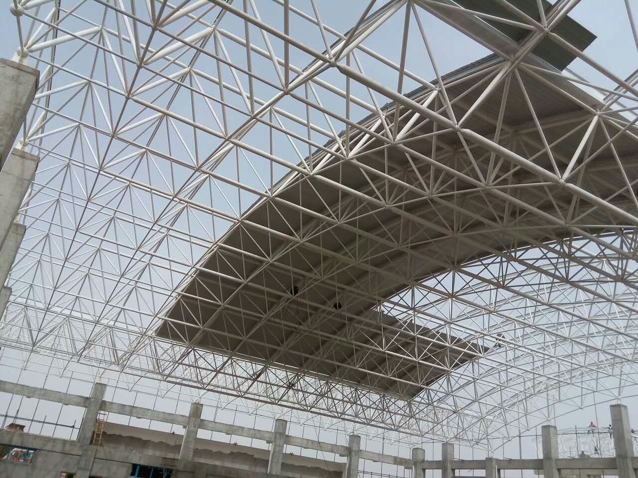 河源青岛一汽网架